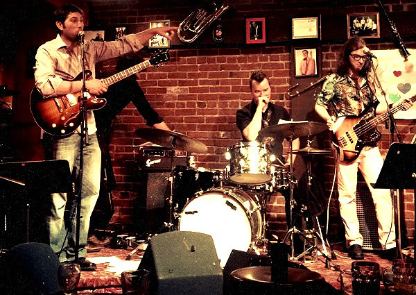 Two Bobs and A Mule - Hermann's Jazz Club - 2014-05-31