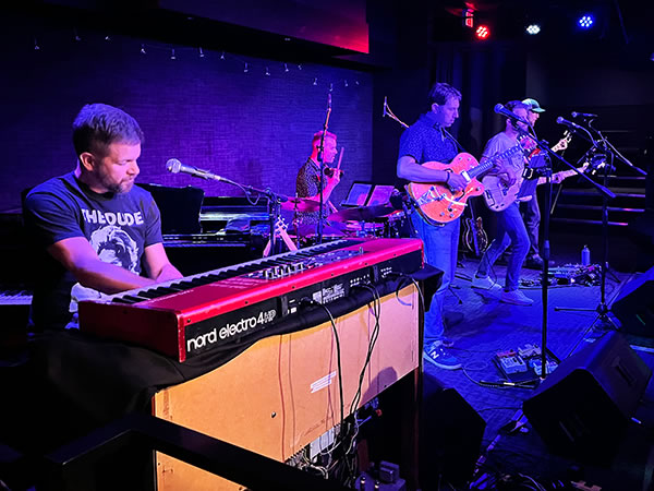 Canadian Beauty - Hermann's Upstairs - 2023-06-09