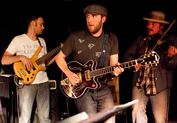 Two Bobs and A Mule - Logan's Pub - 2010-06-10