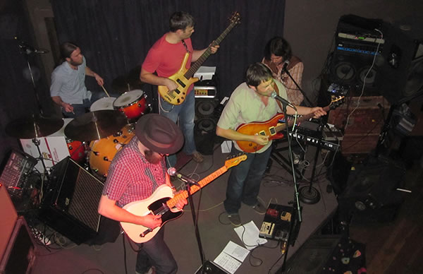 Canadian Beauty - Moby's Pub - Saltspring - 2012-02-18