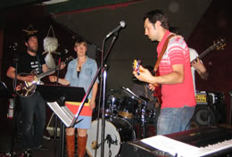 Marc, Pharis and Lucky at Vancouver's Fairview Pub - May 26, 2007